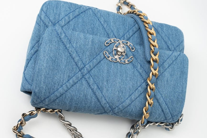 CHANEL Handbag Blue 22P Denim 19 Flap Small Mixed Hardware - Redeluxe