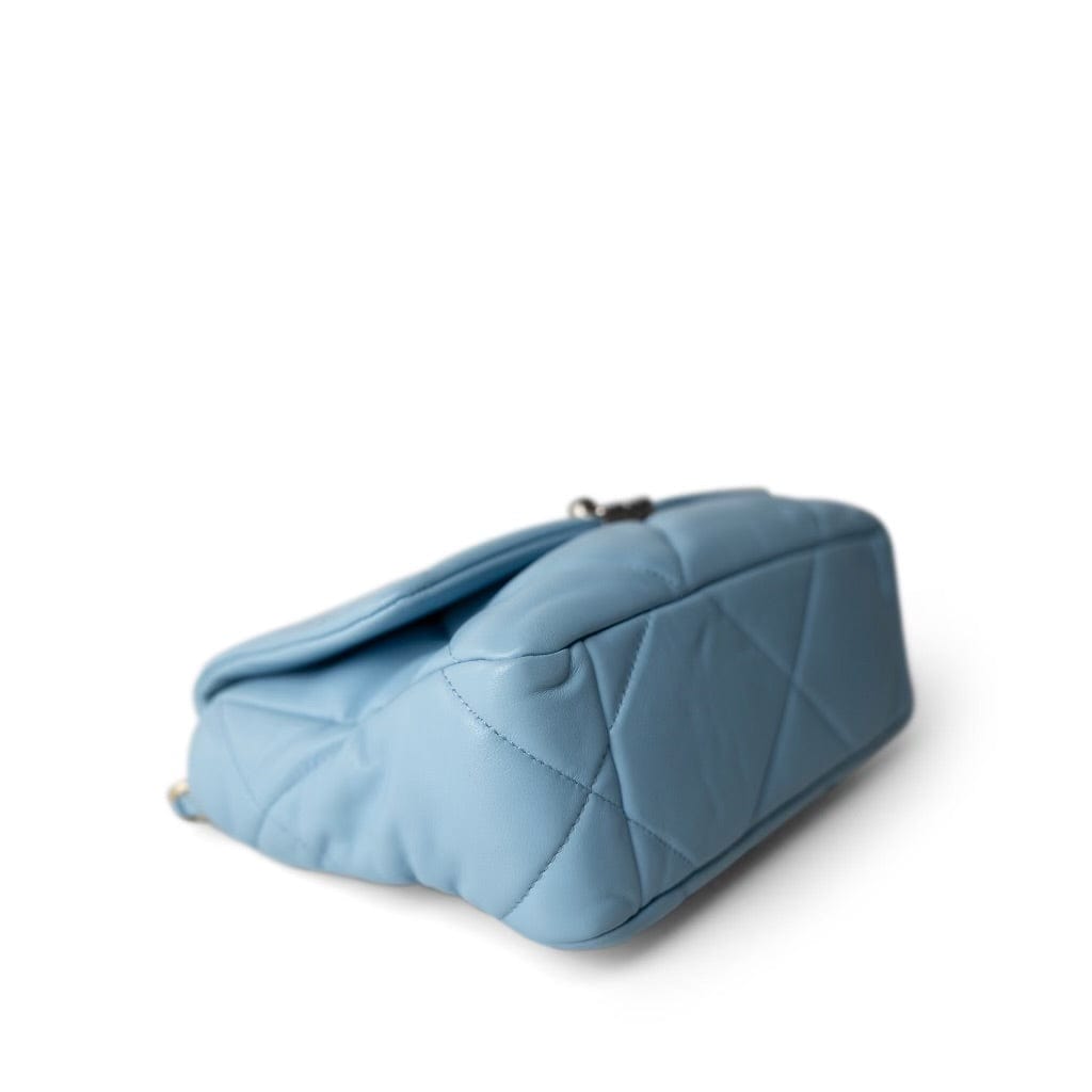 CHANEL Handbag Blue 22S Light Blue Lambskin Quilted 19 Flap Small MHW - Redeluxe
