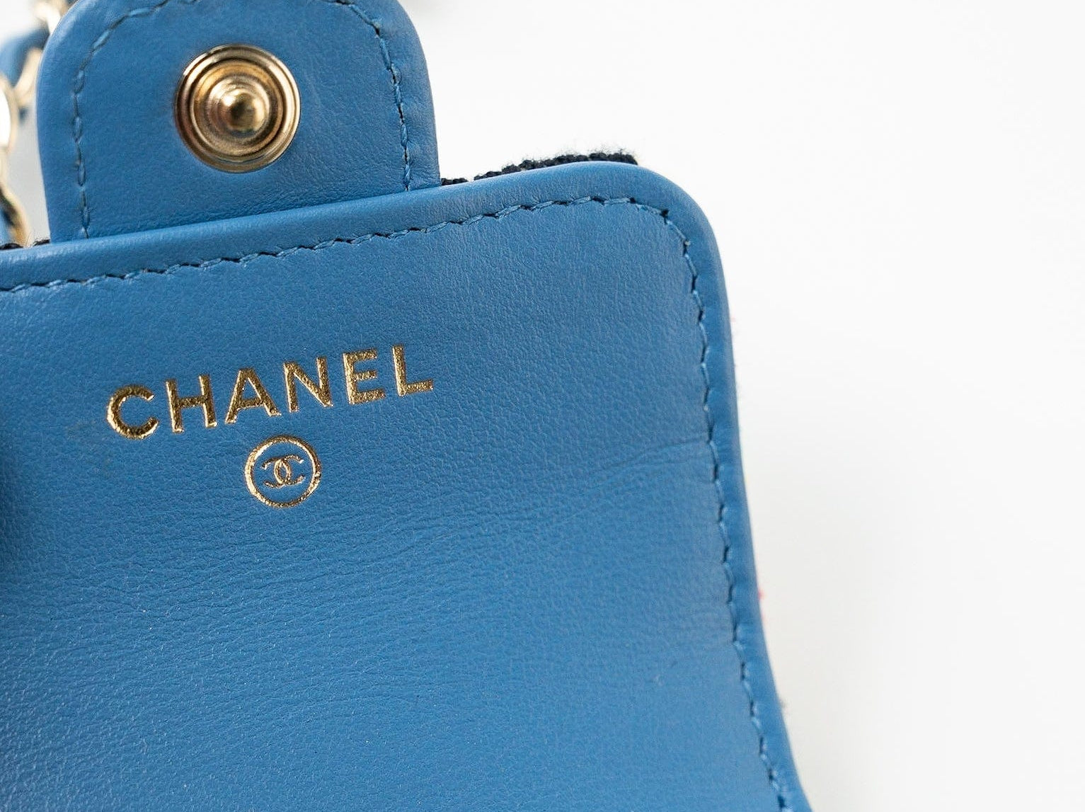 CHANEL Handbag Blue Multicolor Tweed Coco AirPods Case Necklace - Redeluxe