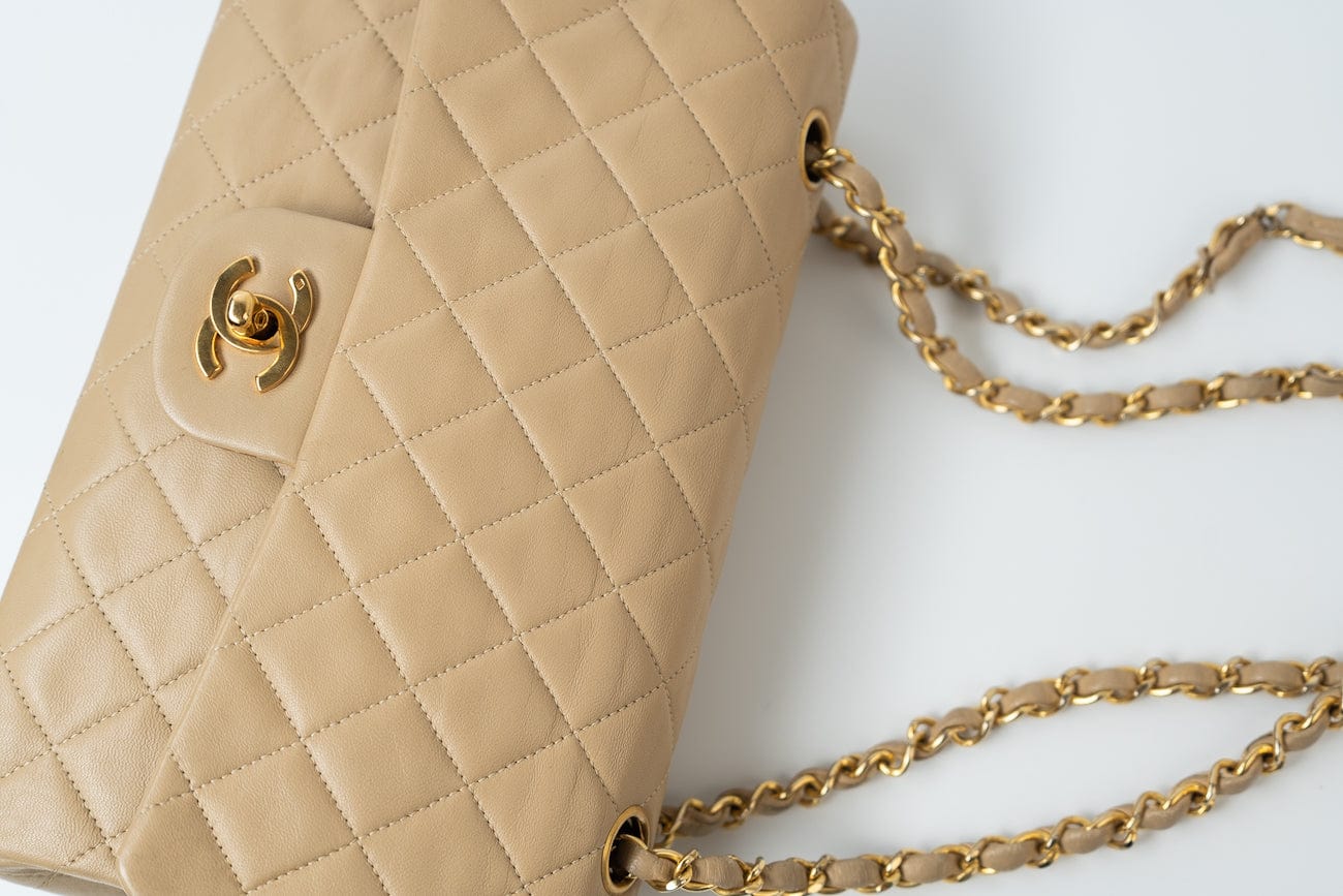 CHANEL Handbag Brown Vintage Beige Lambskin Quilted Classic Flap Medium GHW - Redeluxe