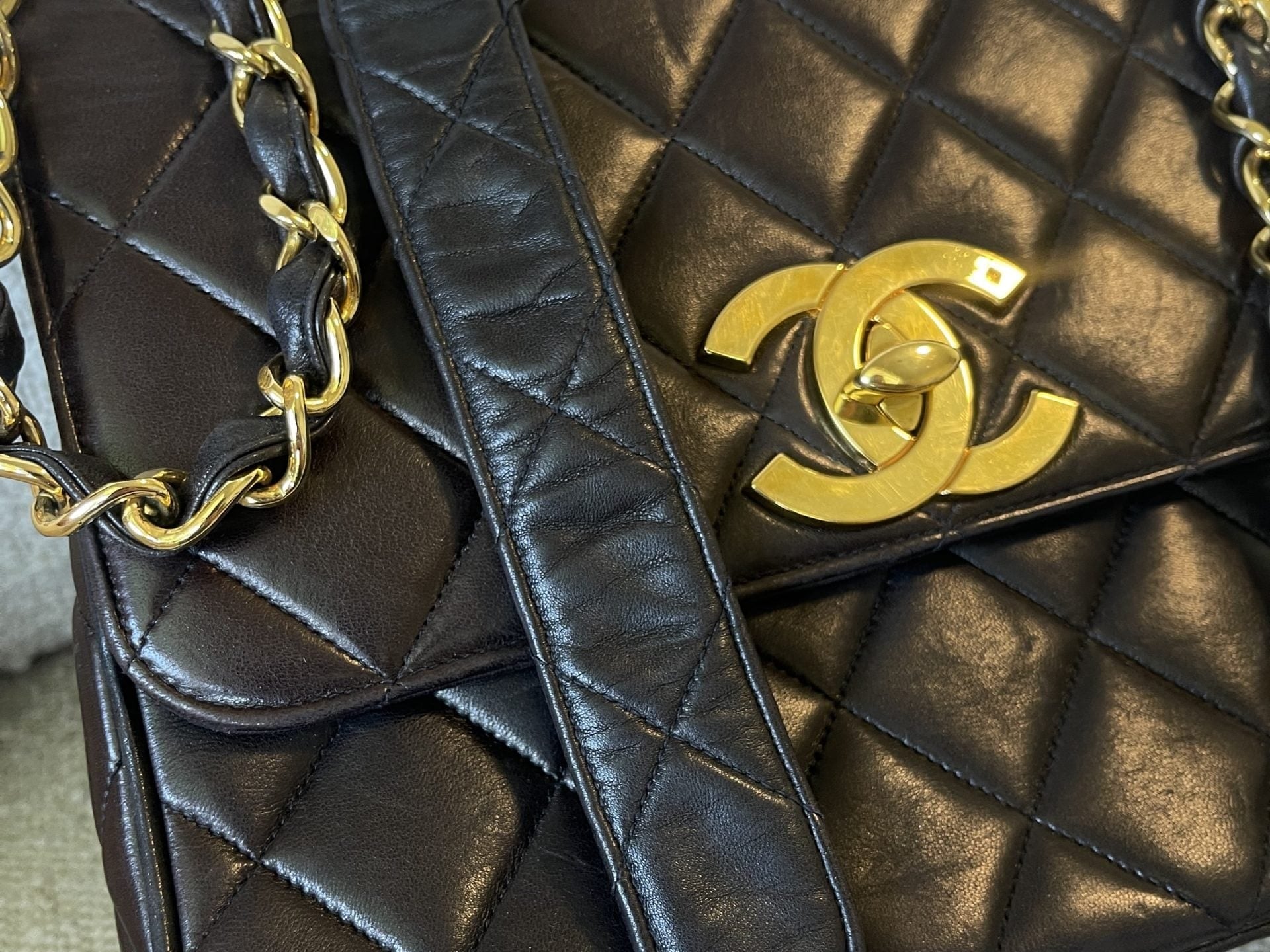 CHANEL Handbag Brown Vintage Lambskin Quilted Square Classic GHW (Shoulder Bag) - Redeluxe