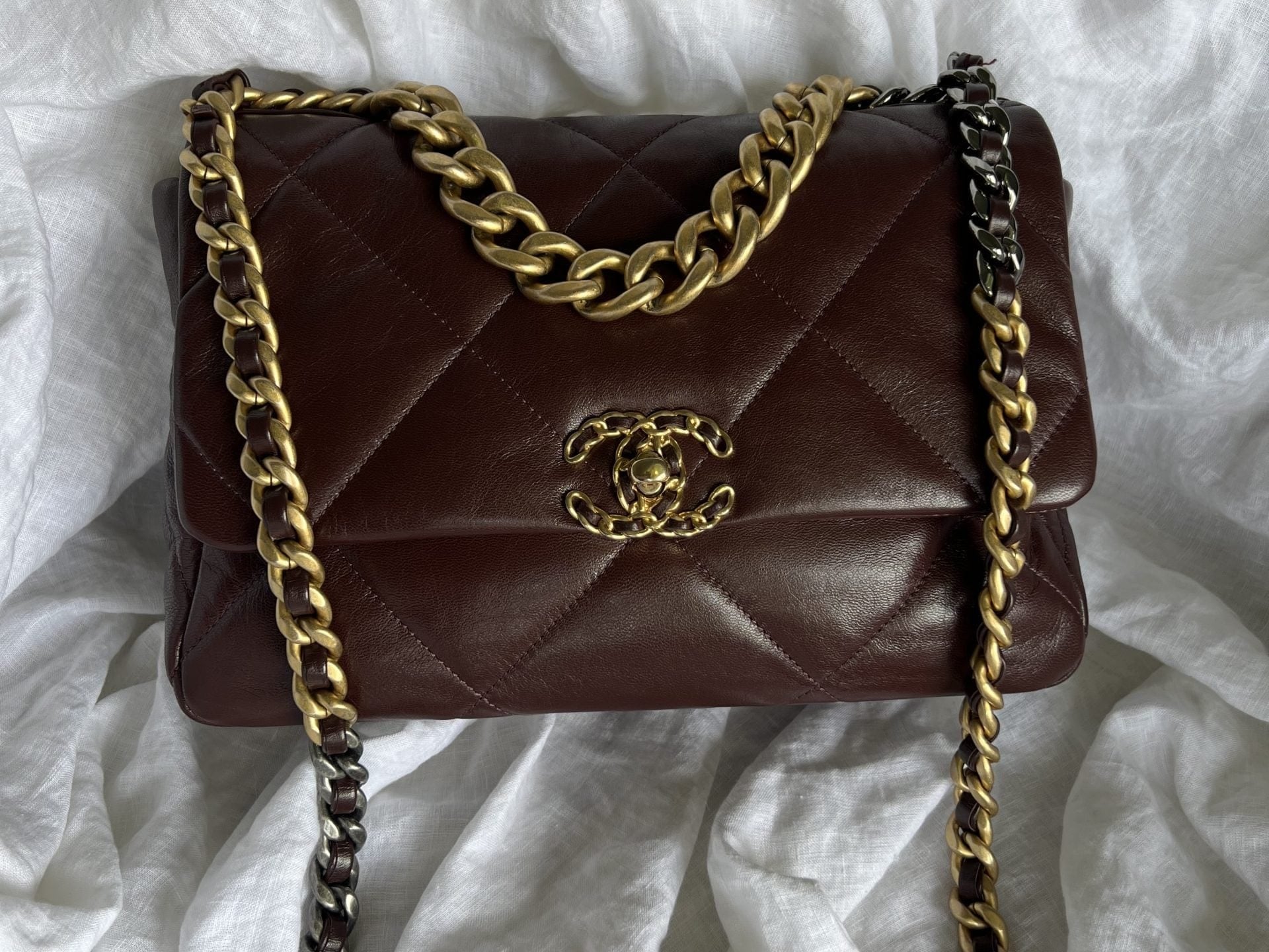 CHANEL Handbag Burgundy Goatskin Quilted 19 Flap Medium/Large Mixed Hardware - Redeluxe