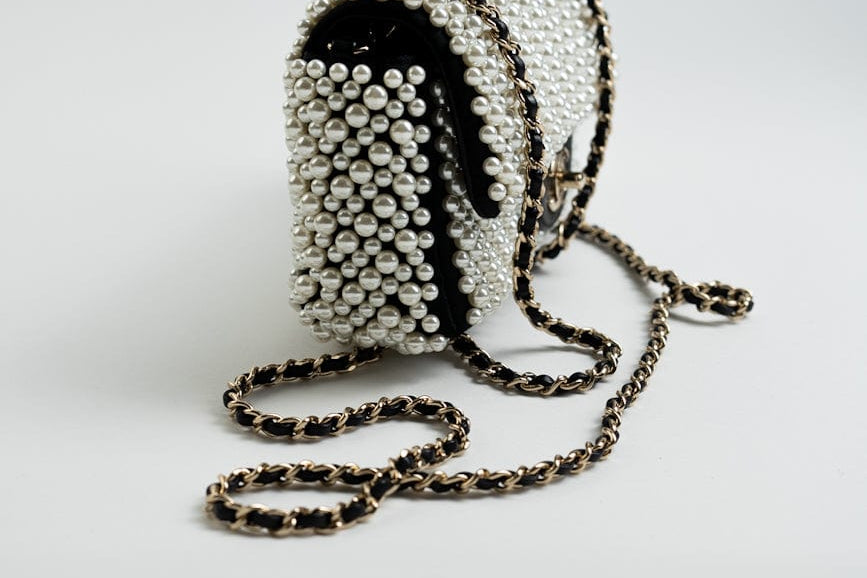 CHANEL Handbag Chanel 19S Mini Pearl On Flap - Redeluxe