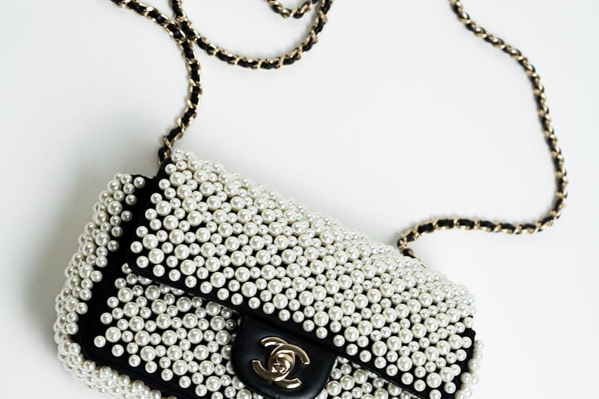 Chanel 19S Mini Pearl On Flap – REDELUXE