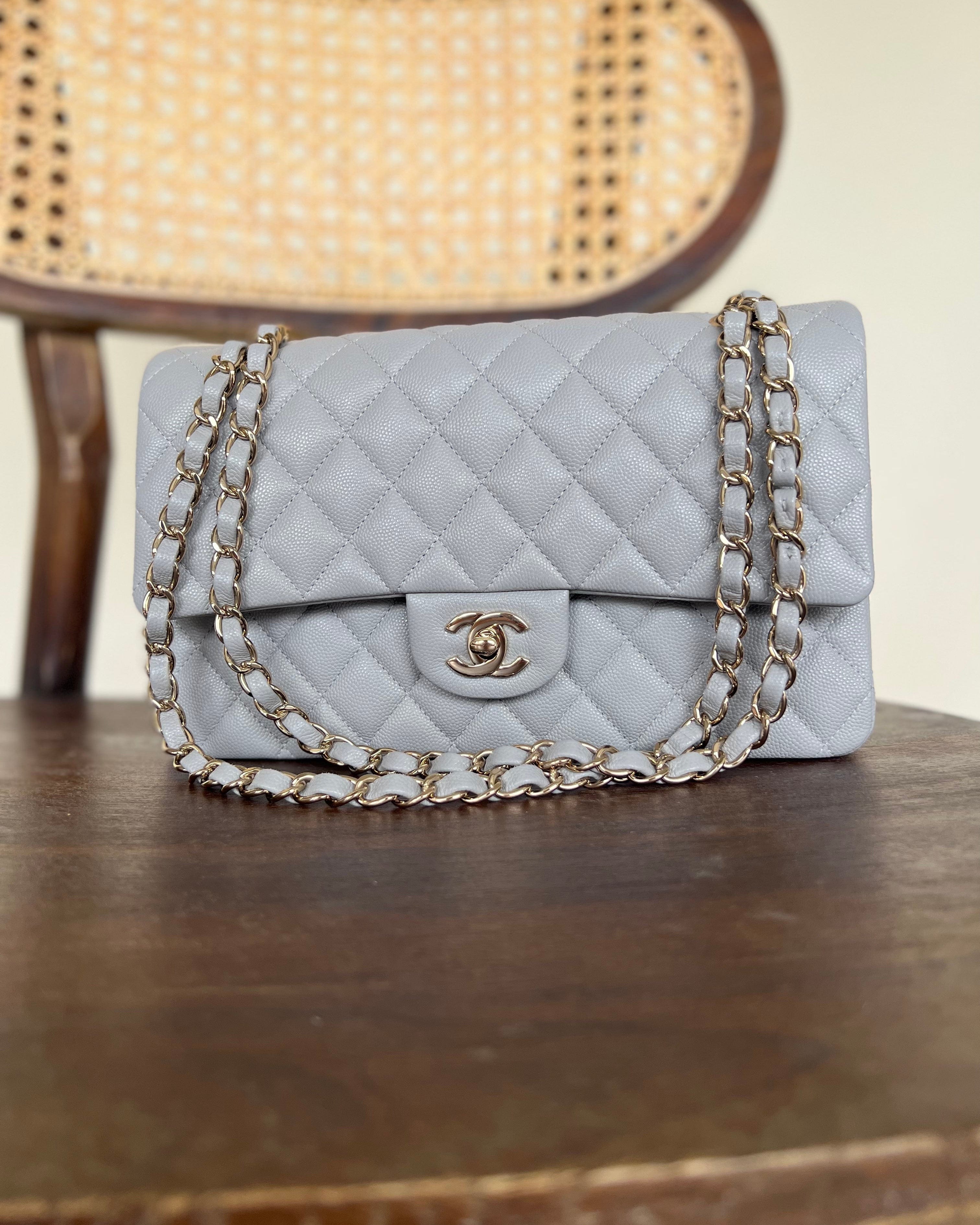 Chanel light grey flap bag hotsell