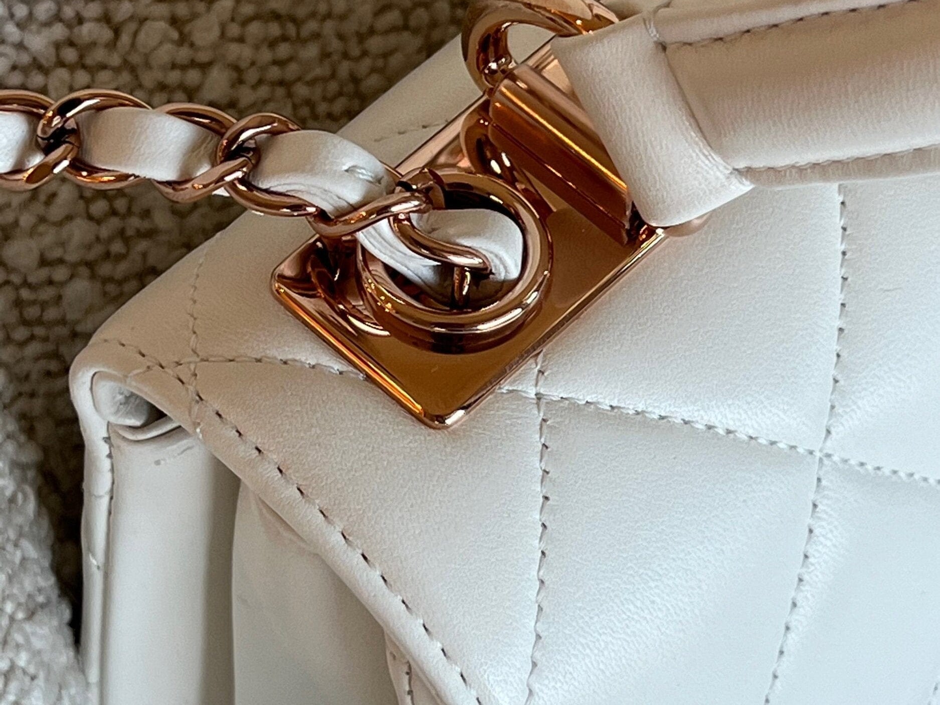 CHANEL Handbag Chanel 21B Small White Lambskin Quilted Trendy CC w/ Rose Gold Hardware - Redeluxe