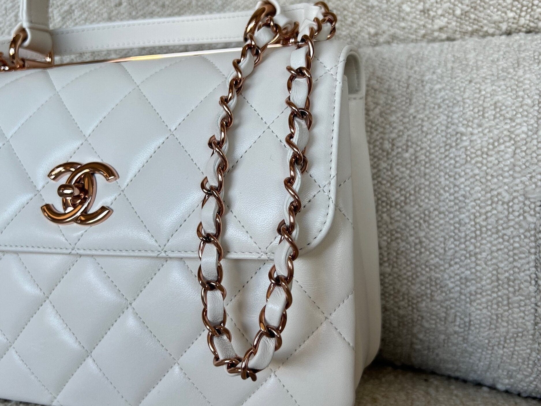 CHANEL Handbag Chanel 21B Small White Lambskin Quilted Trendy CC w/ Rose Gold Hardware - Redeluxe