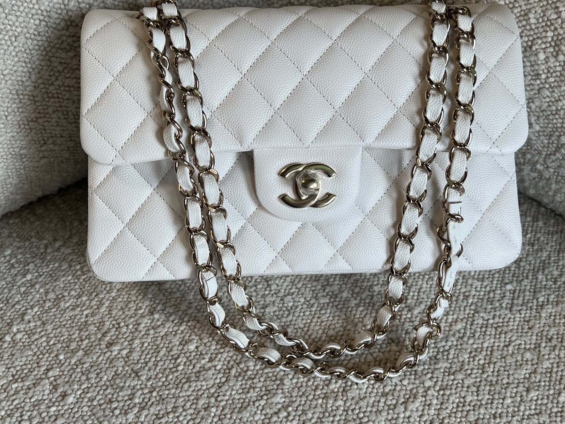 CHANEL Handbag Chanel 21B White Caviar Quilted Classic Flap Small LGHW - Redeluxe
