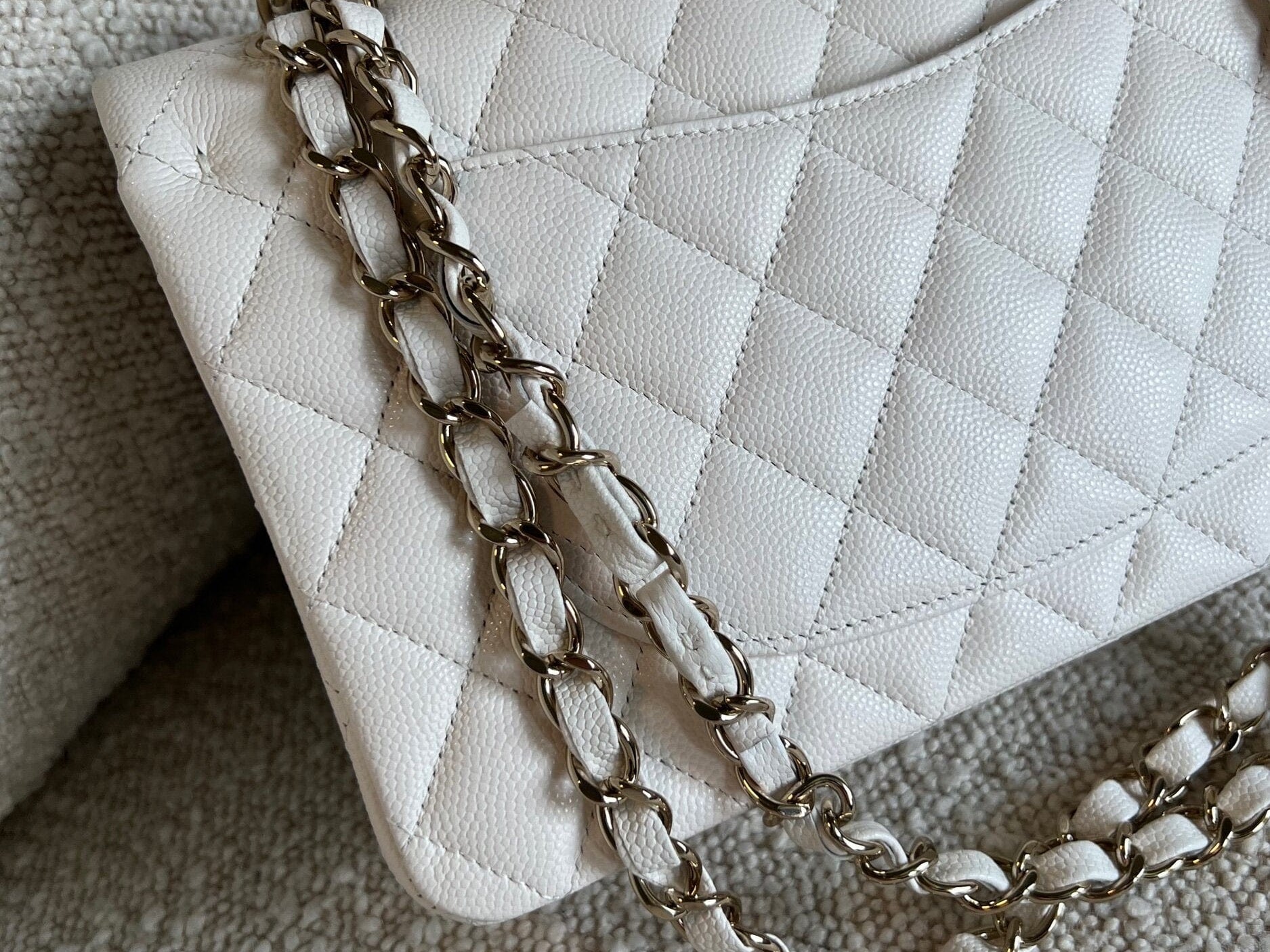 CHANEL Handbag Chanel 21B White Caviar Quilted Classic Flap Small LGHW - Redeluxe