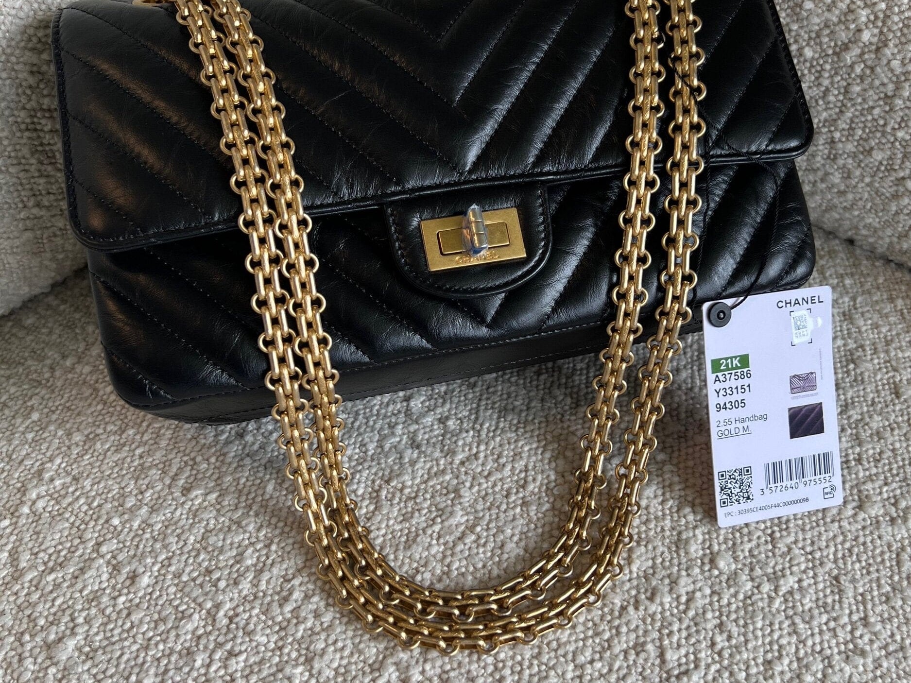 CHANEL Handbag Chanel 21K Reissue 2.55 Black Chevron Aged Calfskin Quilted 225 (Medium) AGHW - Redeluxe