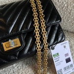 CHANEL Handbag Chanel 21K Reissue 2.55 Black Chevron Aged Calfskin Quilted 225 (Medium) AGHW - Redeluxe