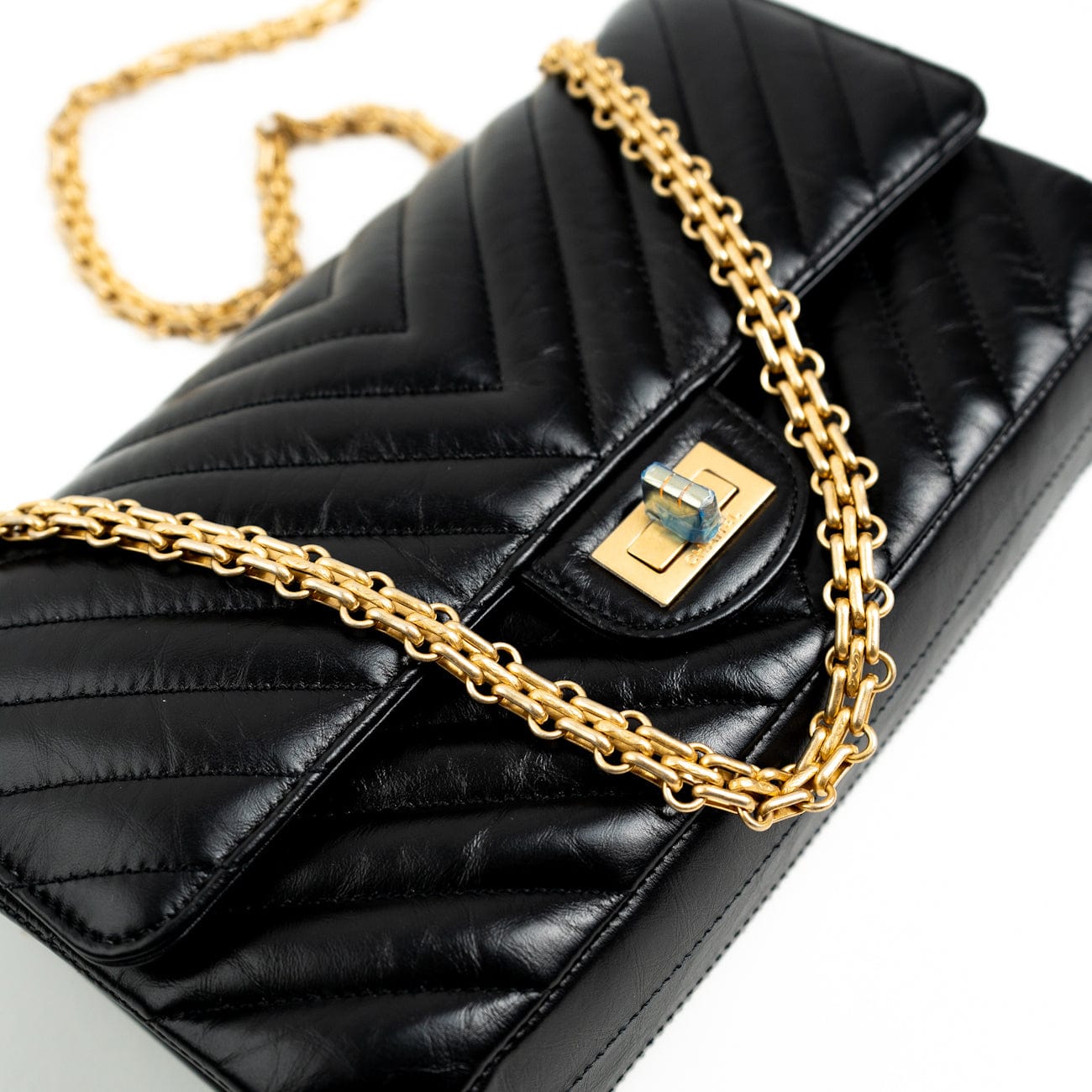 CHANEL Handbag Chanel 21K Reissue 2.55 Black Chevron Aged Calfskin Quilted 225 (Medium) AGHW - Redeluxe