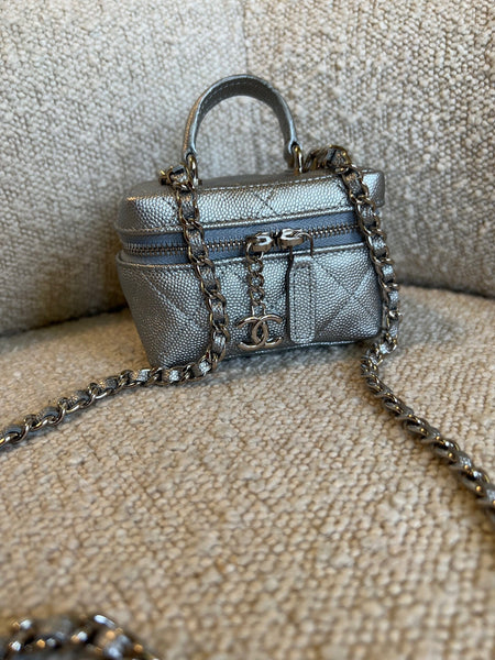 chanel-handbag-chanel-21s-