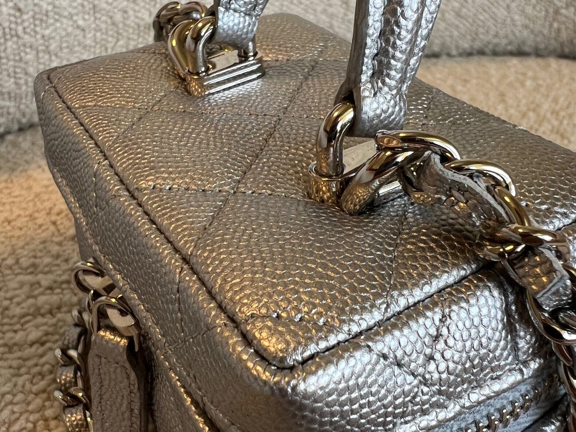 CHANEL Handbag Chanel 21S Metallic Silver Micro Vanity Grained Calfskin SHW - Redeluxe