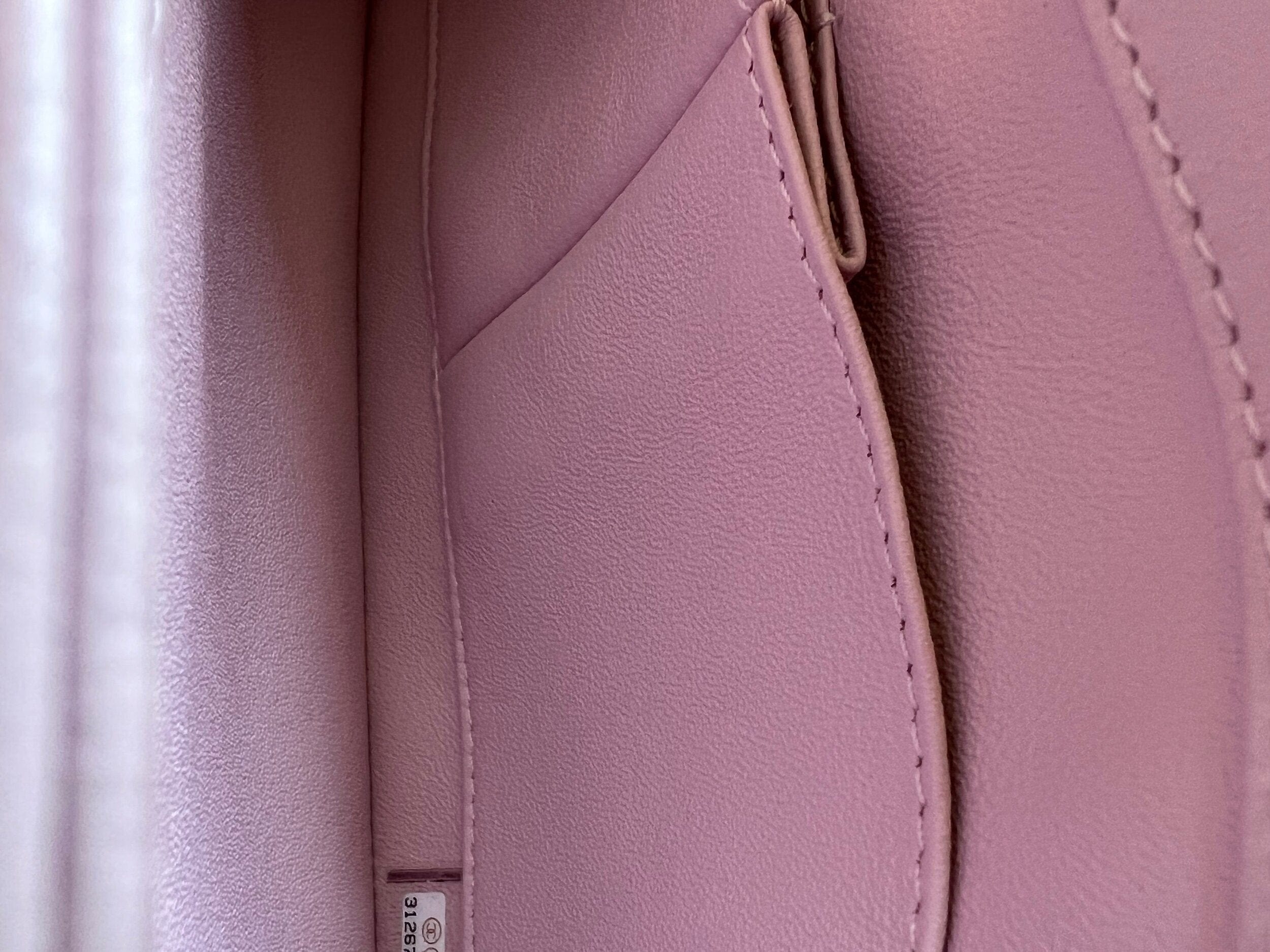 CHANEL Handbag Chanel 21S Small Light Pink Lambskin Quilted Trendy CC LGHW - Redeluxe