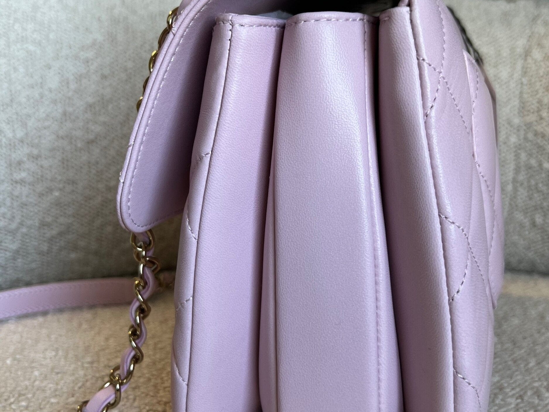 CHANEL Handbag Chanel 21S Small Light Pink Lambskin Quilted Trendy CC LGHW - Redeluxe