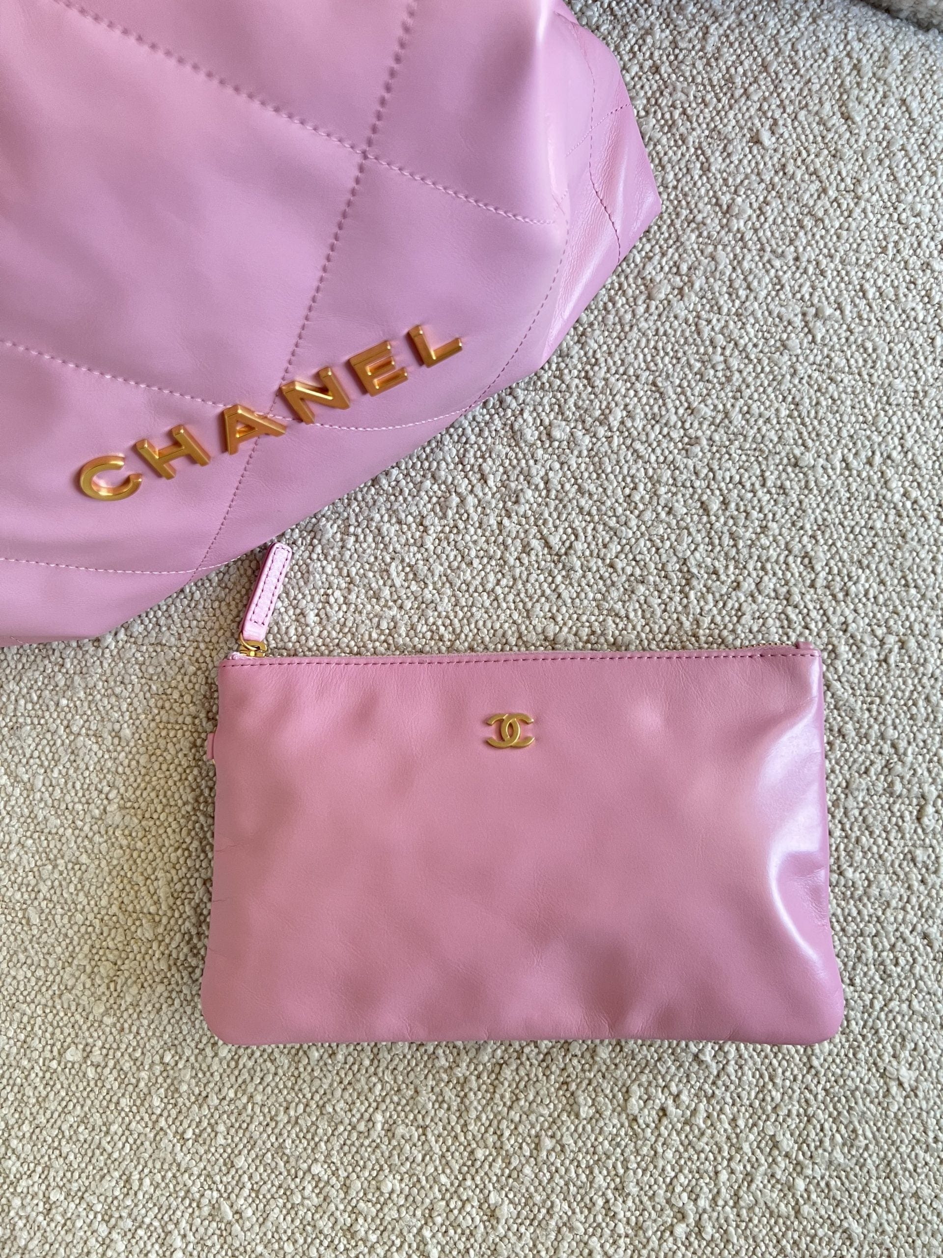 Chanel 22 Pink Shiny Calfskin Quilted Drawstring Bag Small