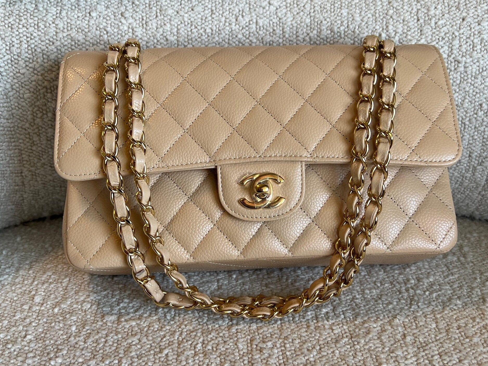 CHANEL Handbag Chanel Beige Clair Caviar Quilted Classic Flap  Medium GHW - Redeluxe