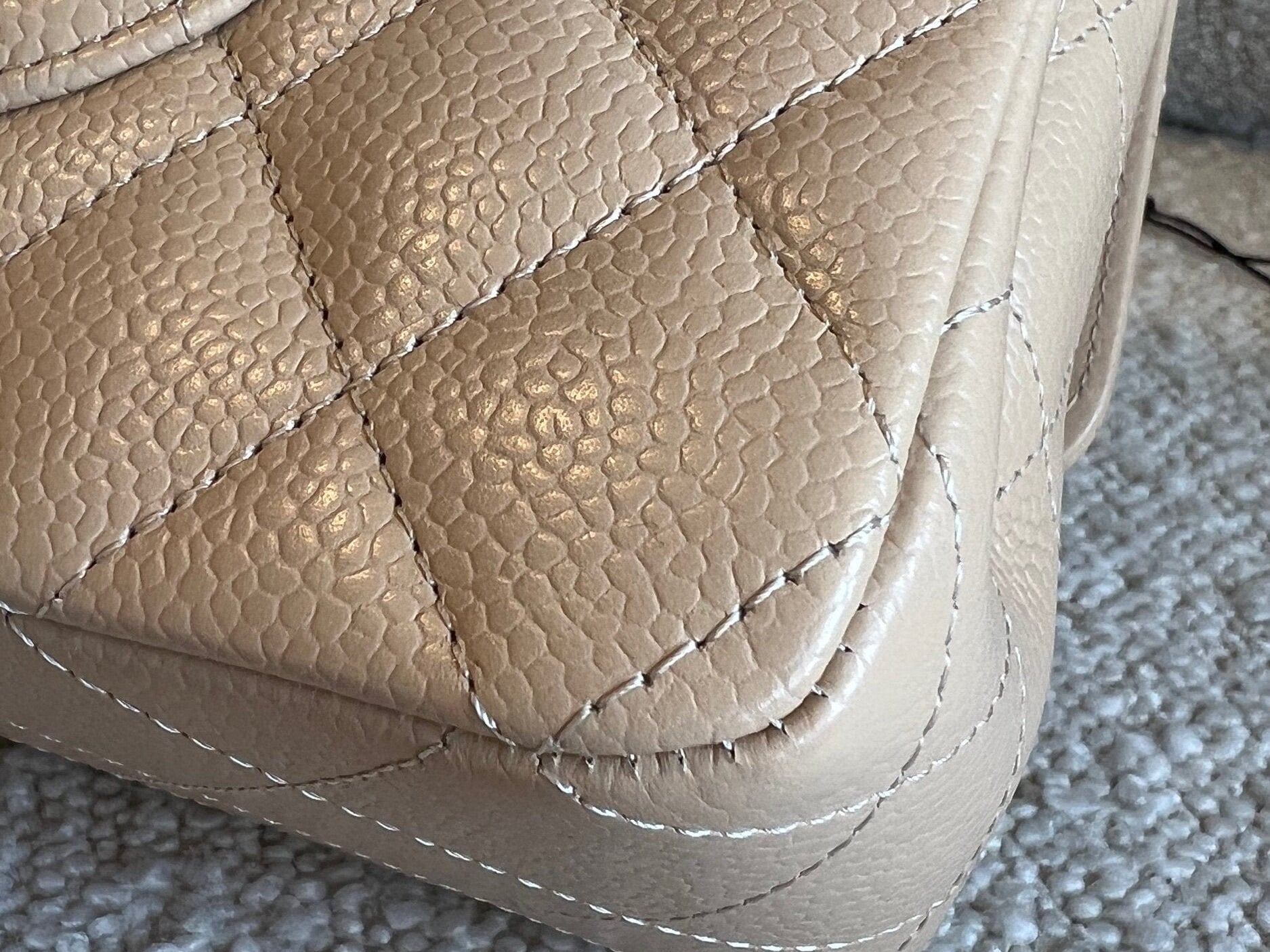 CHANEL Handbag Chanel Beige Clair Caviar Quilted Classic Flap  Medium GHW - Redeluxe
