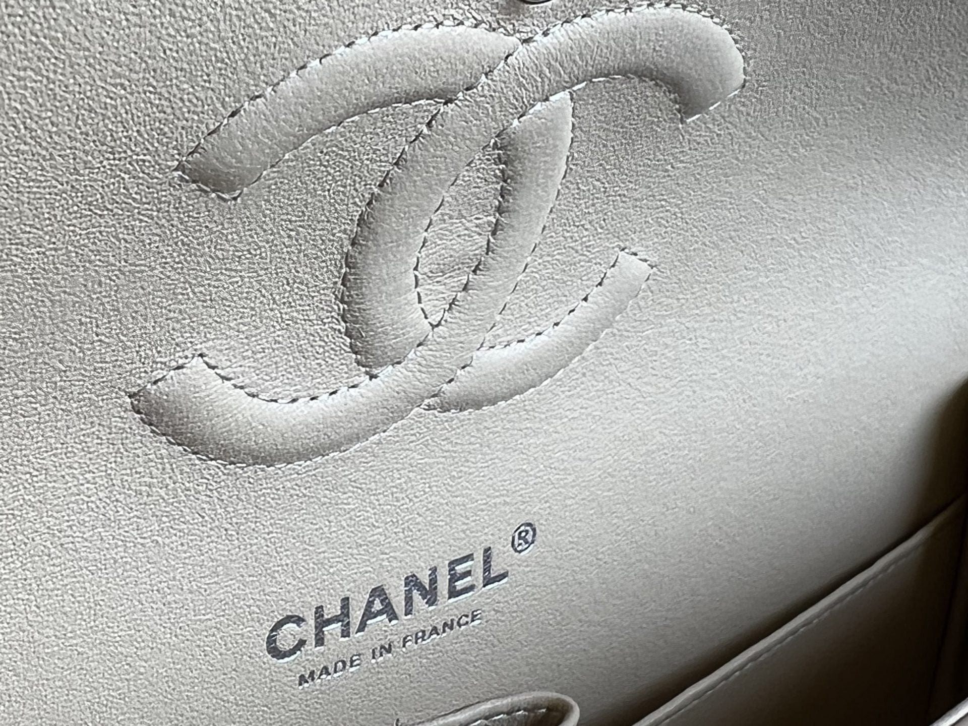 CHANEL Handbag Chanel Beige Clair Caviar Quilted Classic Flap Medium SHW - Redeluxe