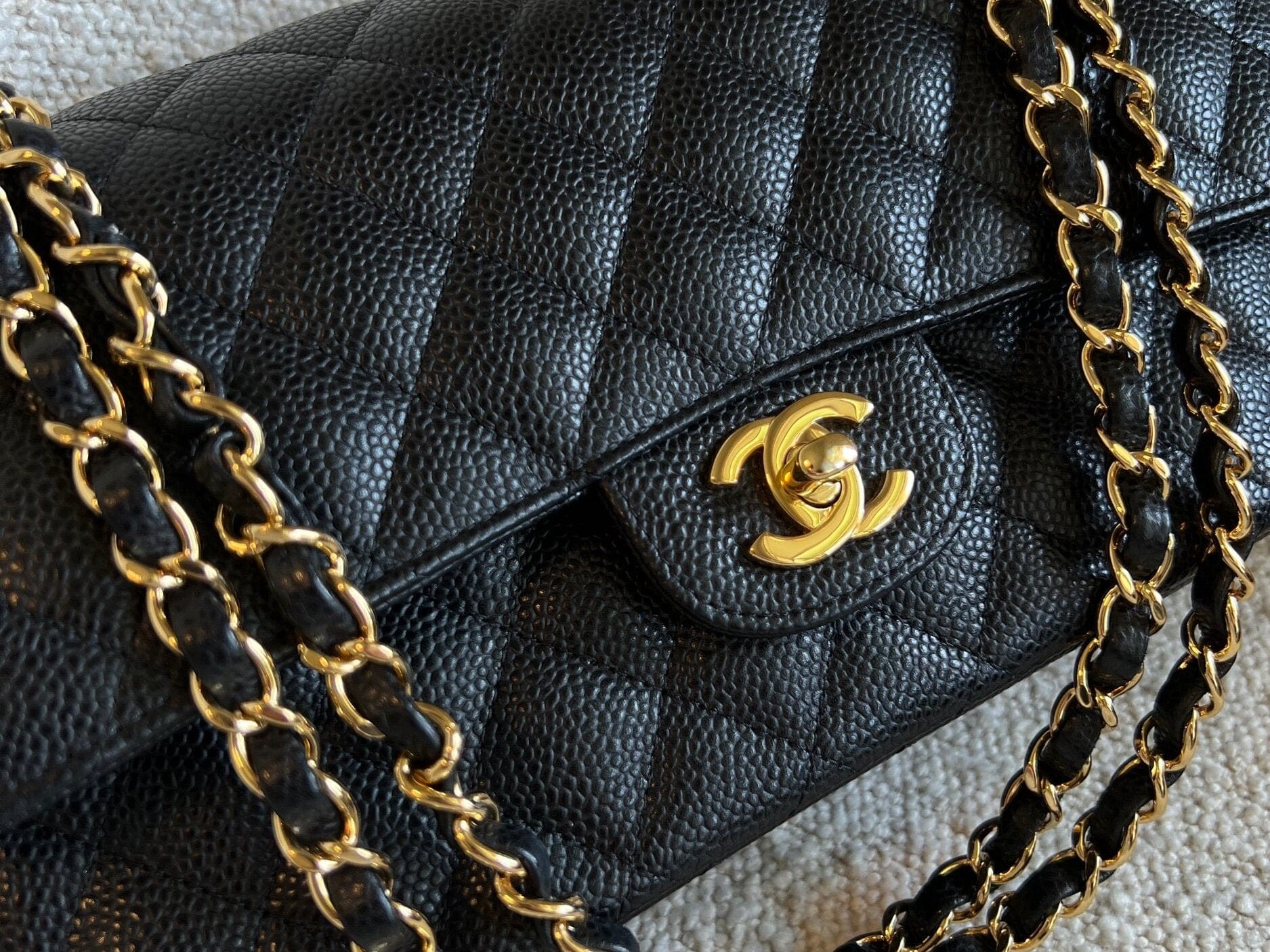 CHANEL Handbag Chanel Black Caviar Quilted Classic Flap Medium GHW - Redeluxe