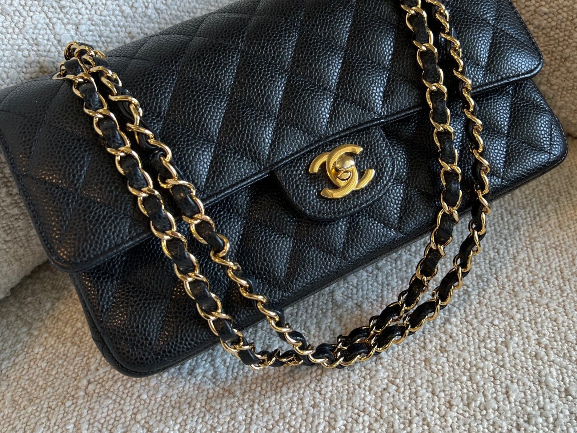 CHANEL Handbag Chanel Black Caviar Quilted Classic Flap Medium GHW - Redeluxe