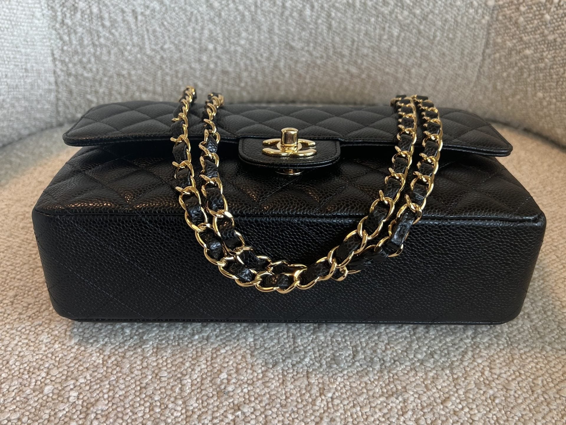CHANEL Handbag Chanel Black Caviar Quilted Classic Flap Medium LGHW - Redeluxe