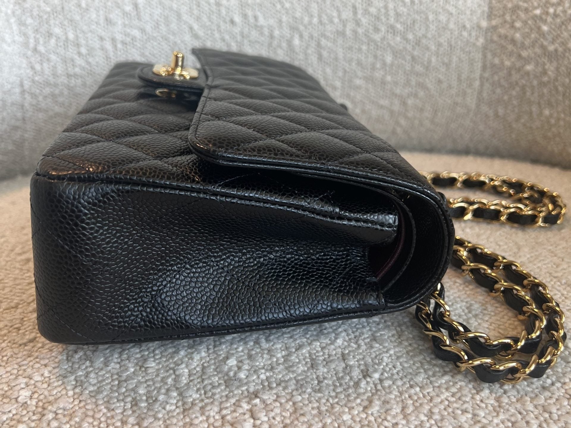 CHANEL Handbag Chanel Black Caviar Quilted Classic Flap Medium LGHW - Redeluxe