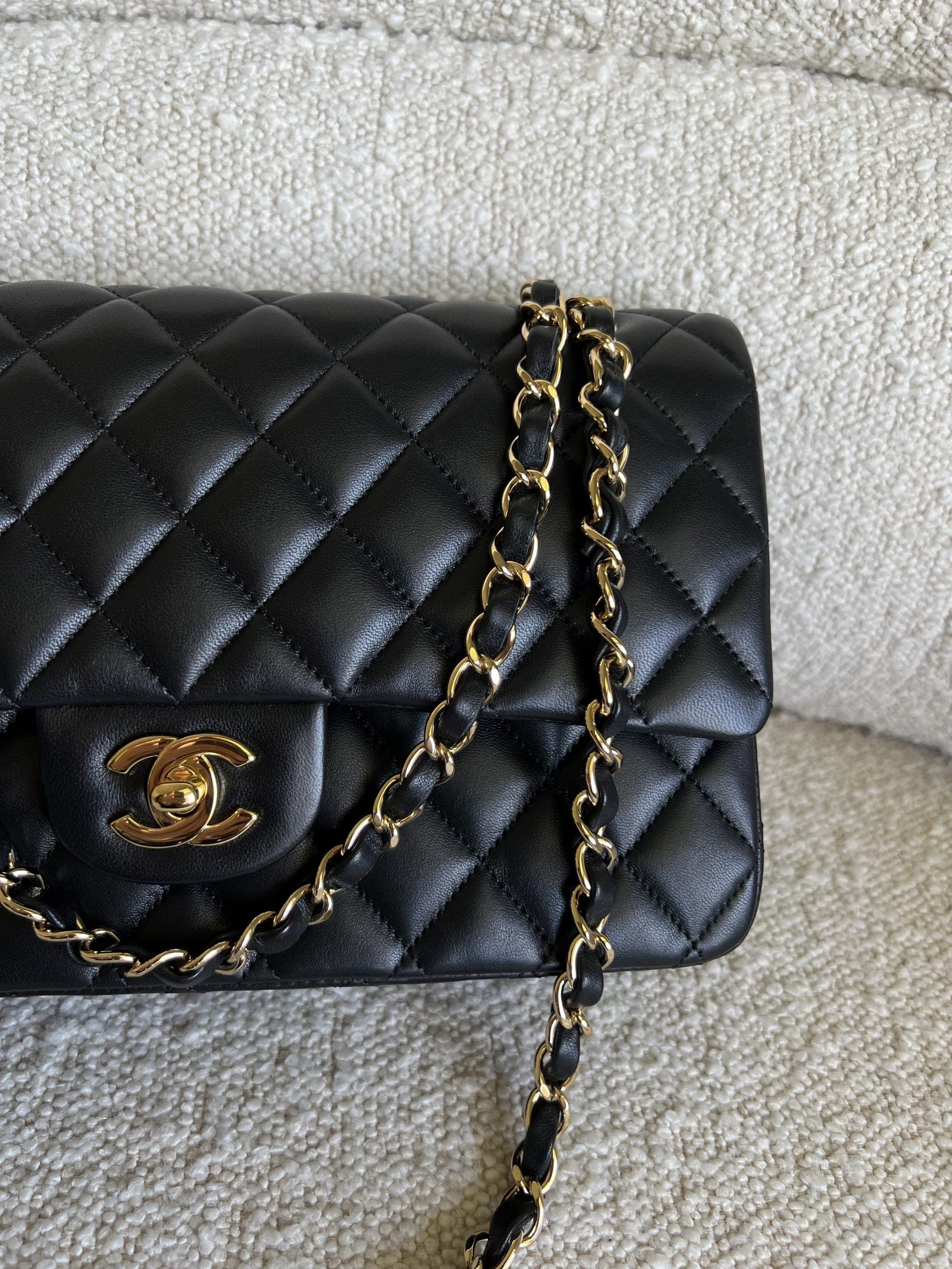 Chanel sales black lambskin