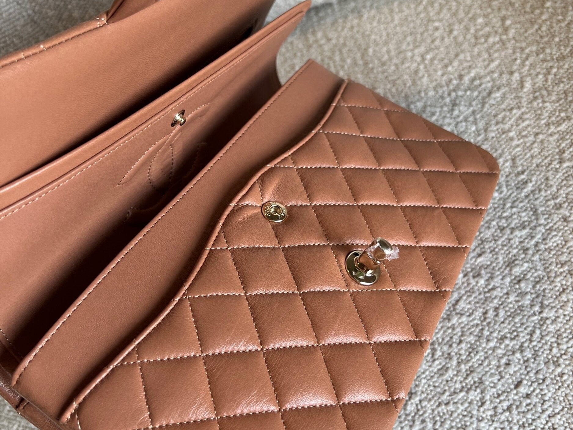 CHANEL Handbag Chanel Caramel Lambskin Quilted Classic Flap Medium LGHW - Redeluxe
