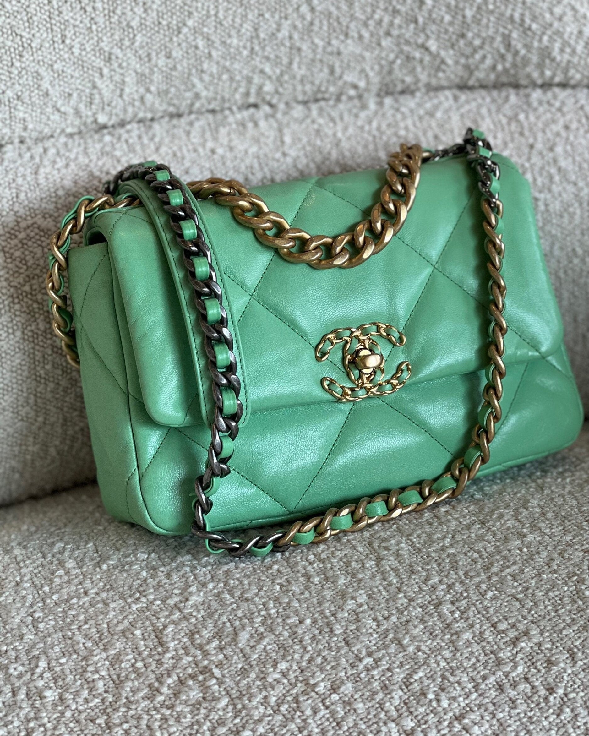 CHANEL Handbag Chanel Green Goatskin Quilted Small 19 Flap MHW - Redeluxe