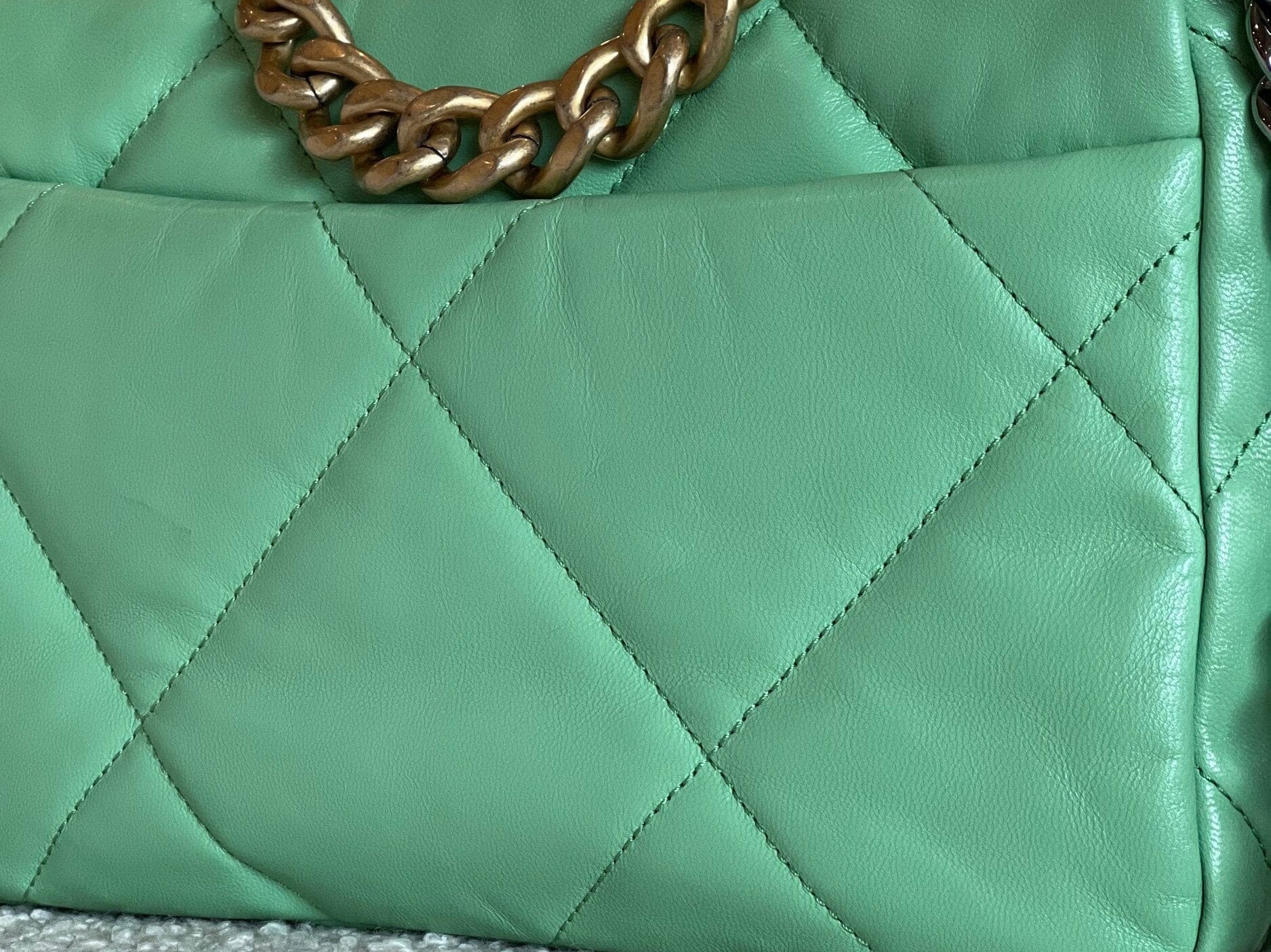 CHANEL Handbag Chanel Green Goatskin Quilted Small 19 Flap MHW - Redeluxe