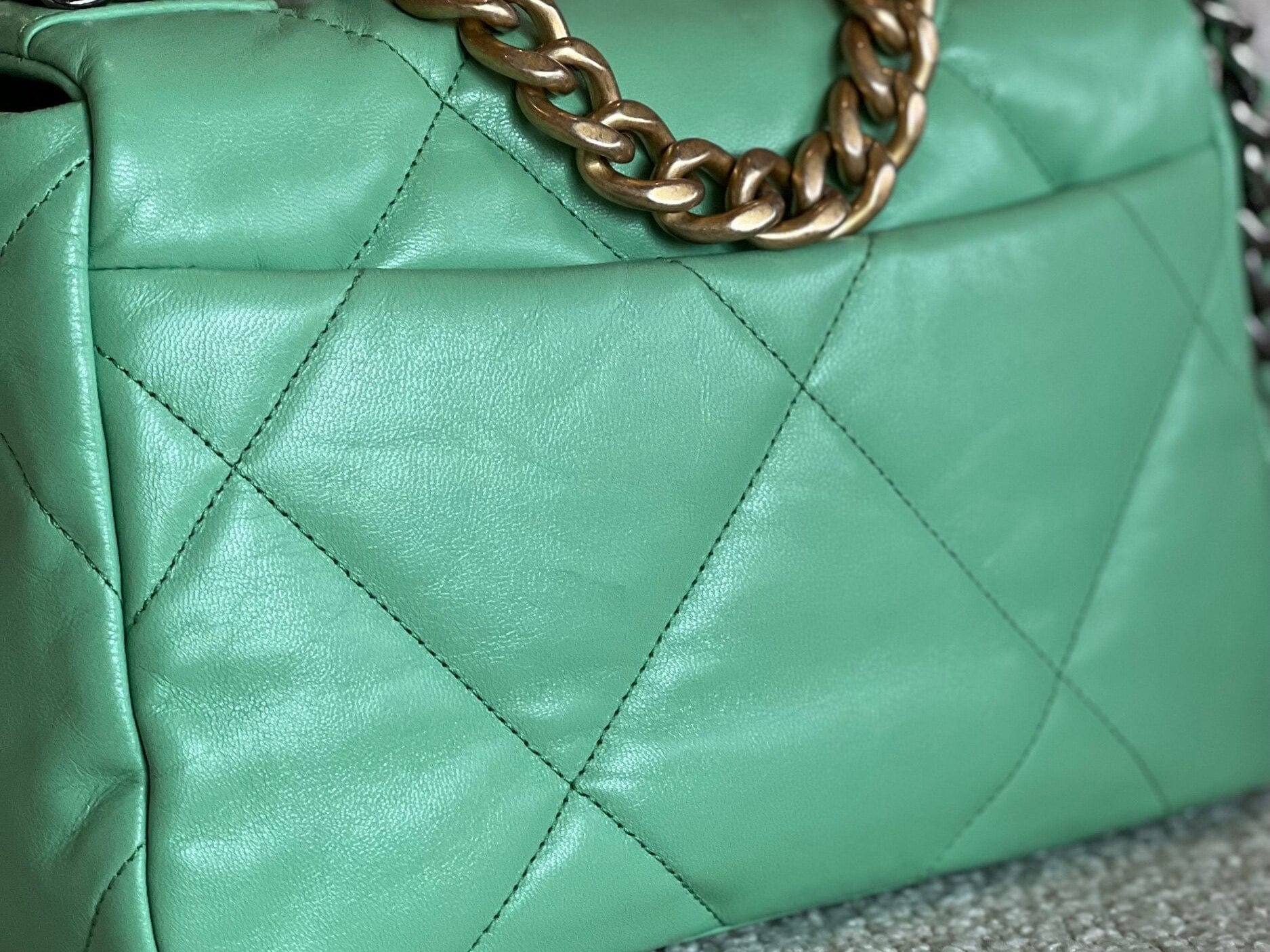 CHANEL Handbag Chanel Green Goatskin Quilted Small 19 Flap MHW - Redeluxe