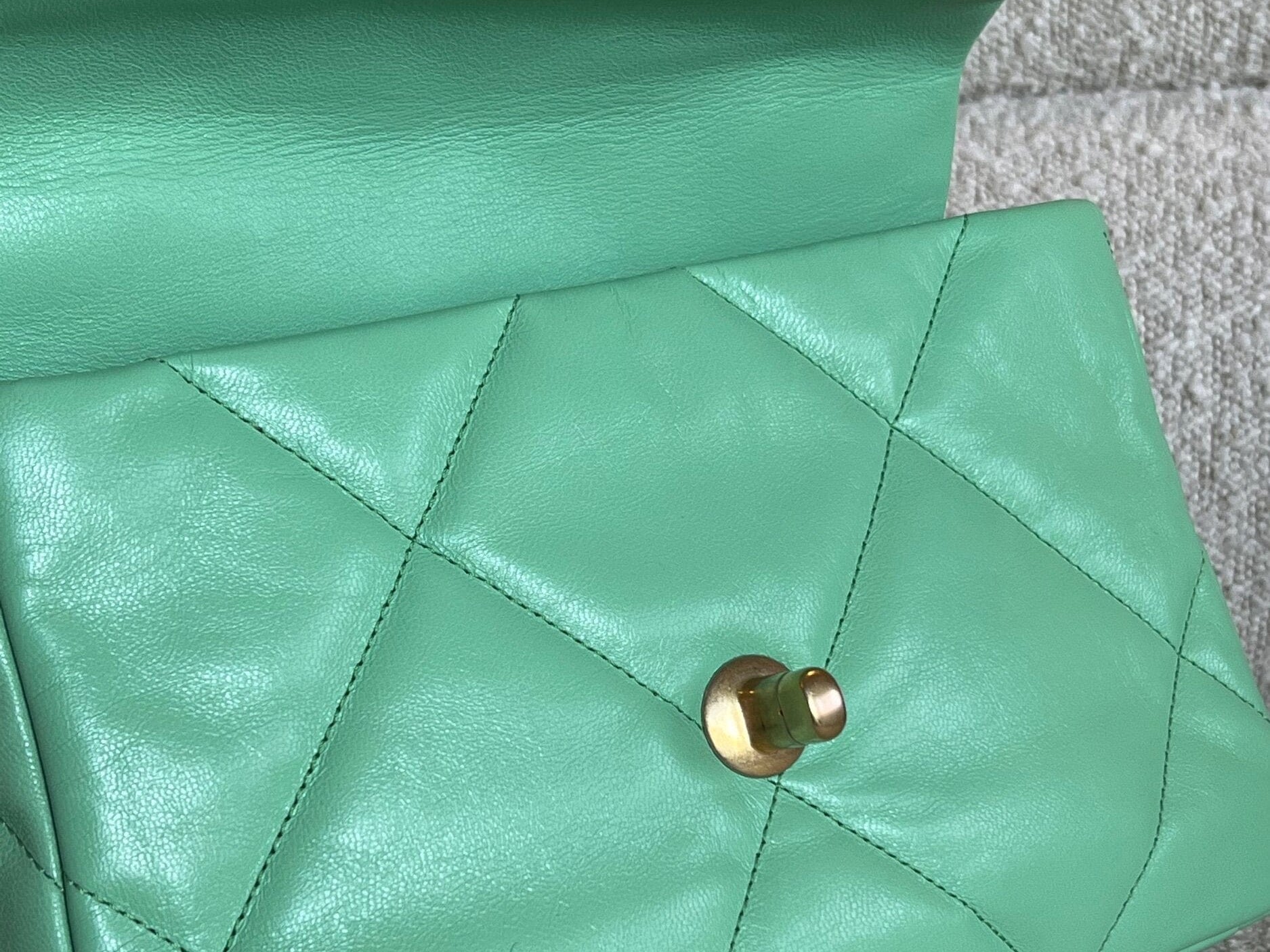 CHANEL Handbag Chanel Green Goatskin Quilted Small 19 Flap MHW - Redeluxe