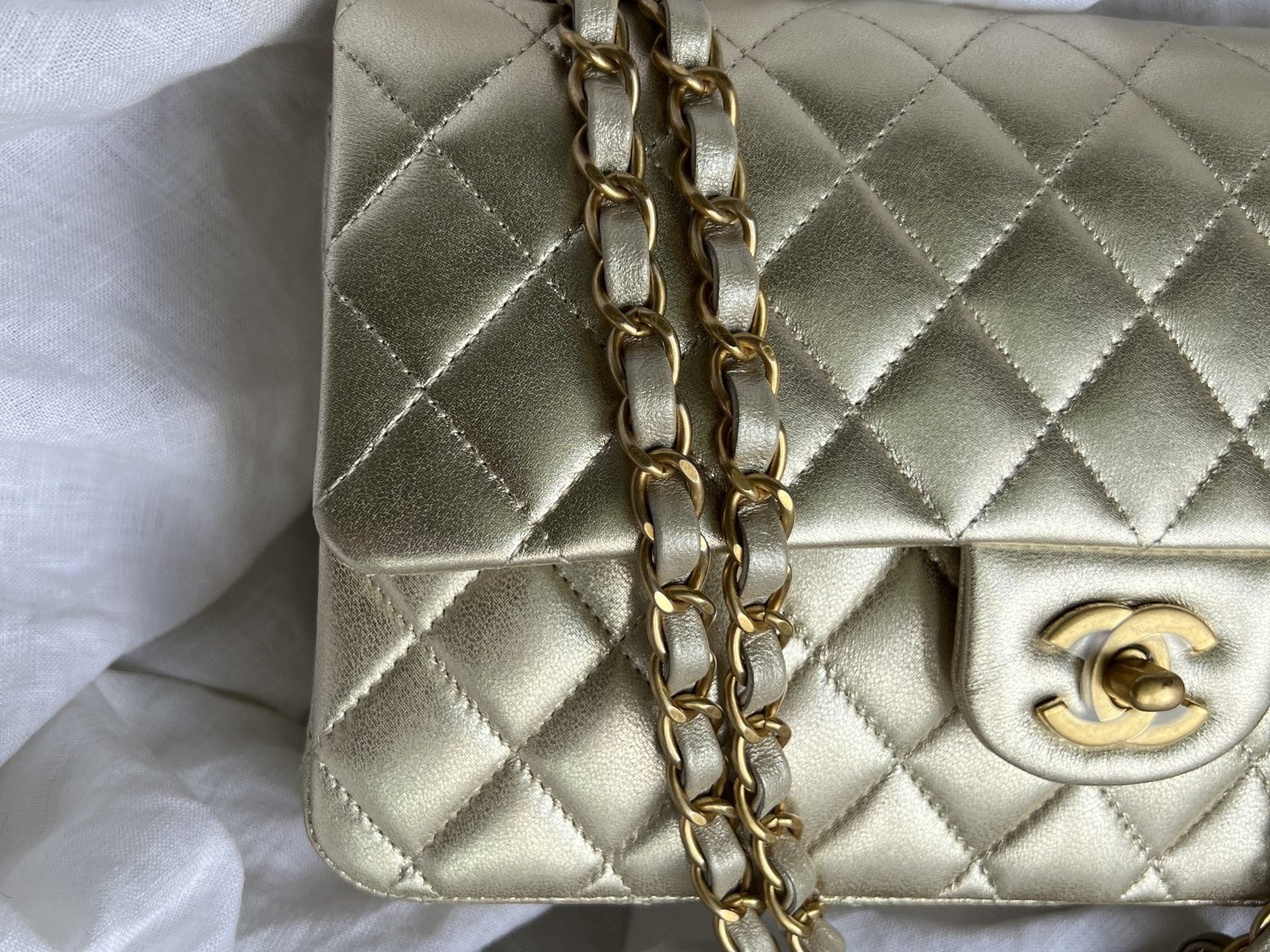 CHANEL Handbag Chanel Metallic Gold Lambskin Quilted Classic Flap Medium AGHW - Redeluxe
