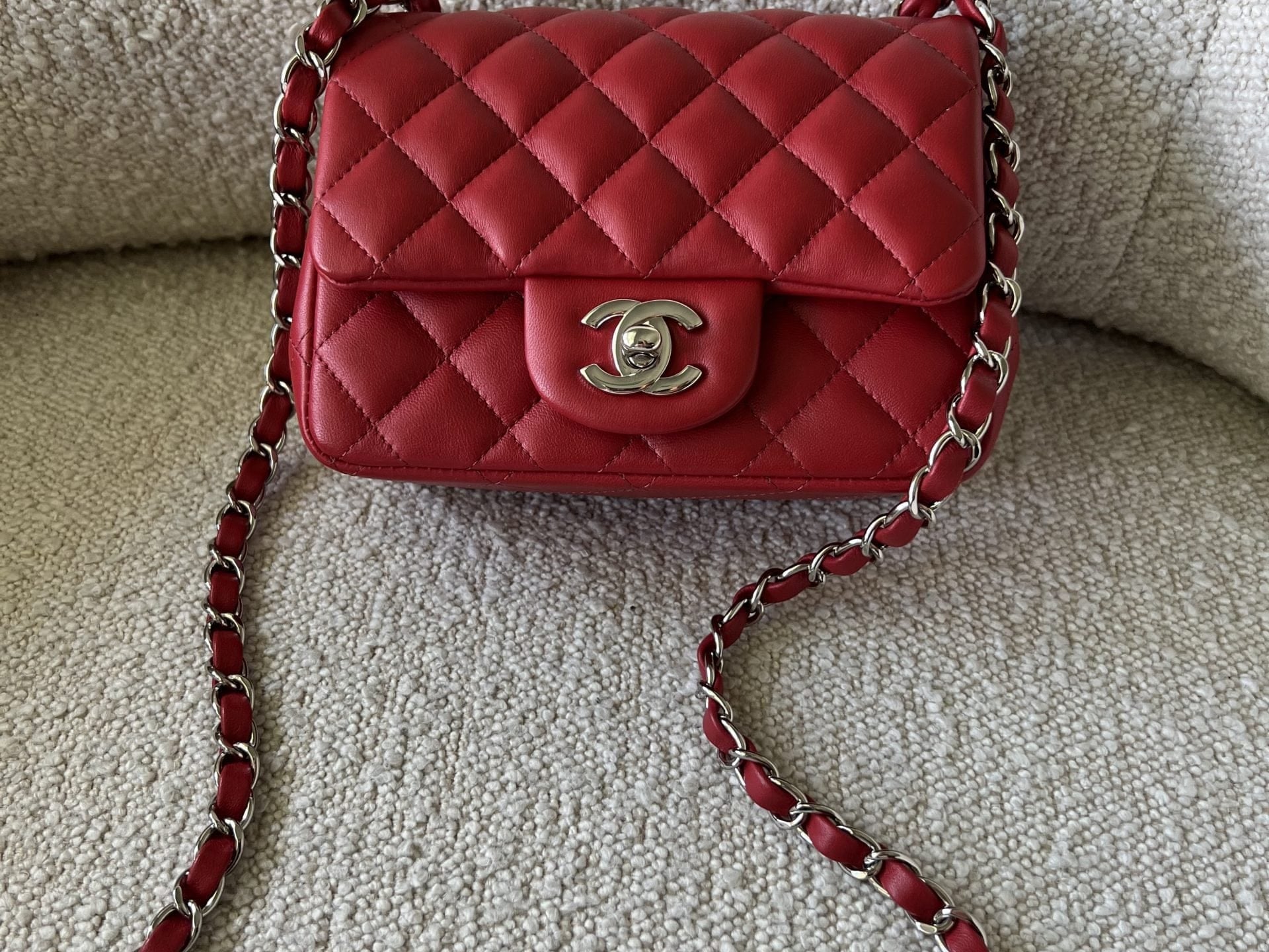 CHANEL Handbag Chanel Red Mini Square Lambskin Quilted Flap SHW - Redeluxe