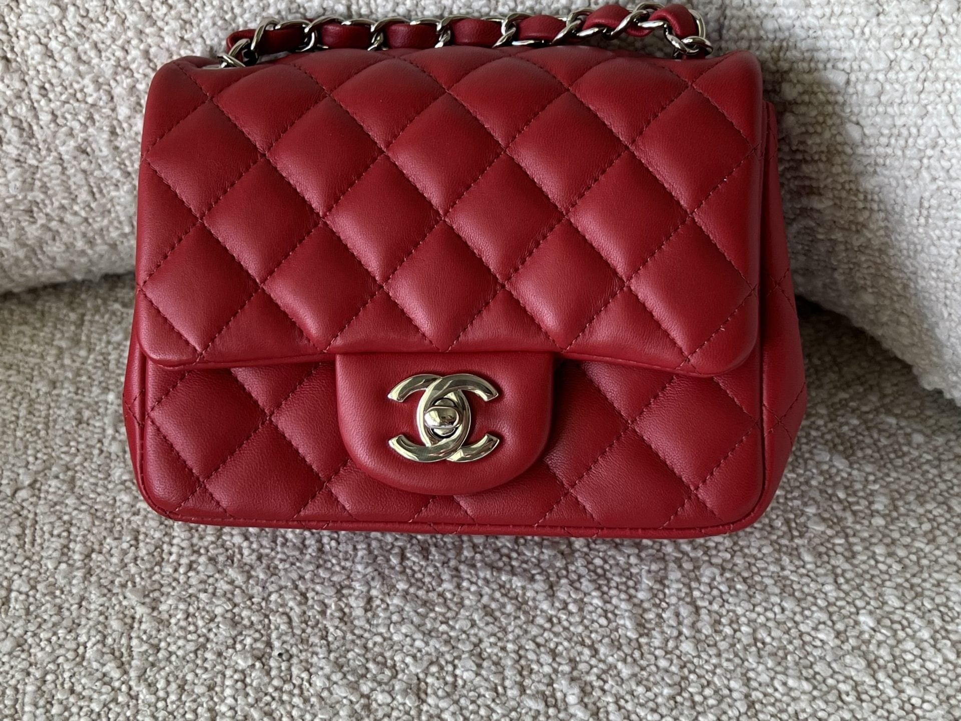 CHANEL Handbag Chanel Red Mini Square Lambskin Quilted Flap SHW - Redeluxe