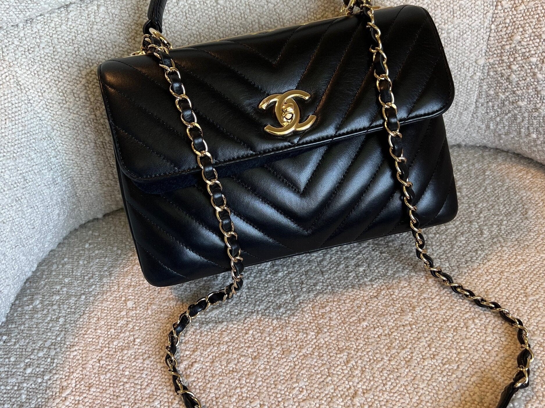 CHANEL Handbag Chanel Small Black Lambskin Chevron Trendy CC LGHW - Redeluxe