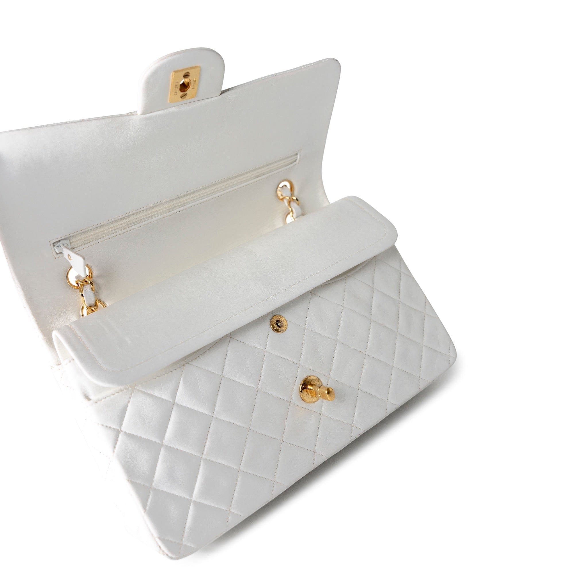 Buy Chanel Vintage White Lambskin Quilted Classic Flap