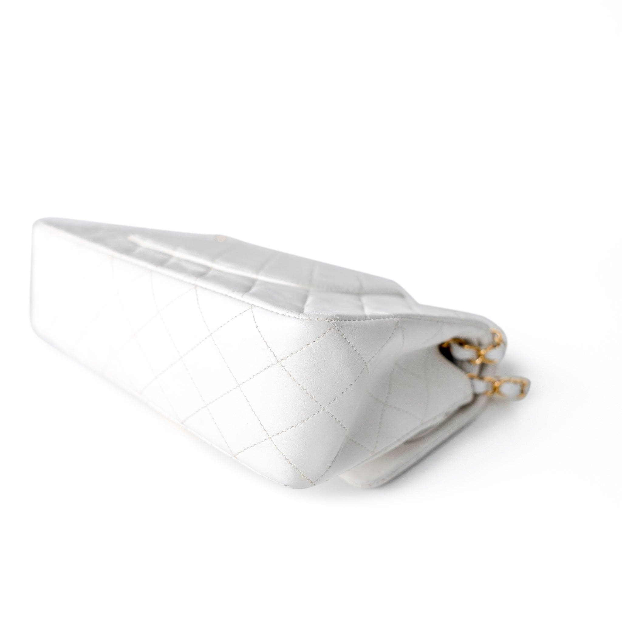【ヴィンテージ】Rank:S☆Chanel WHITE Classic Flap Medium Bag White Lambskin Quilted Medium Classic Flap Gold Hardware
