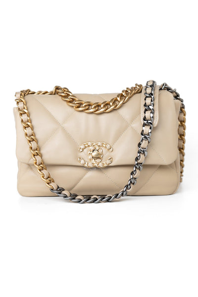 chanel-handbag-cream-22s-beige