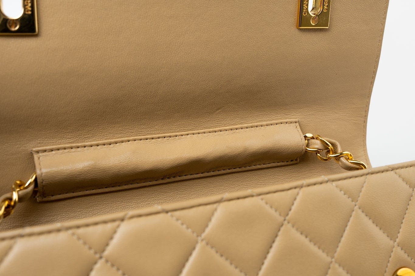 CHANEL Handbag Cream Vintage Beige Double Turnlock Single Flap Briefcase Bag Gold Hardware - Redeluxe
