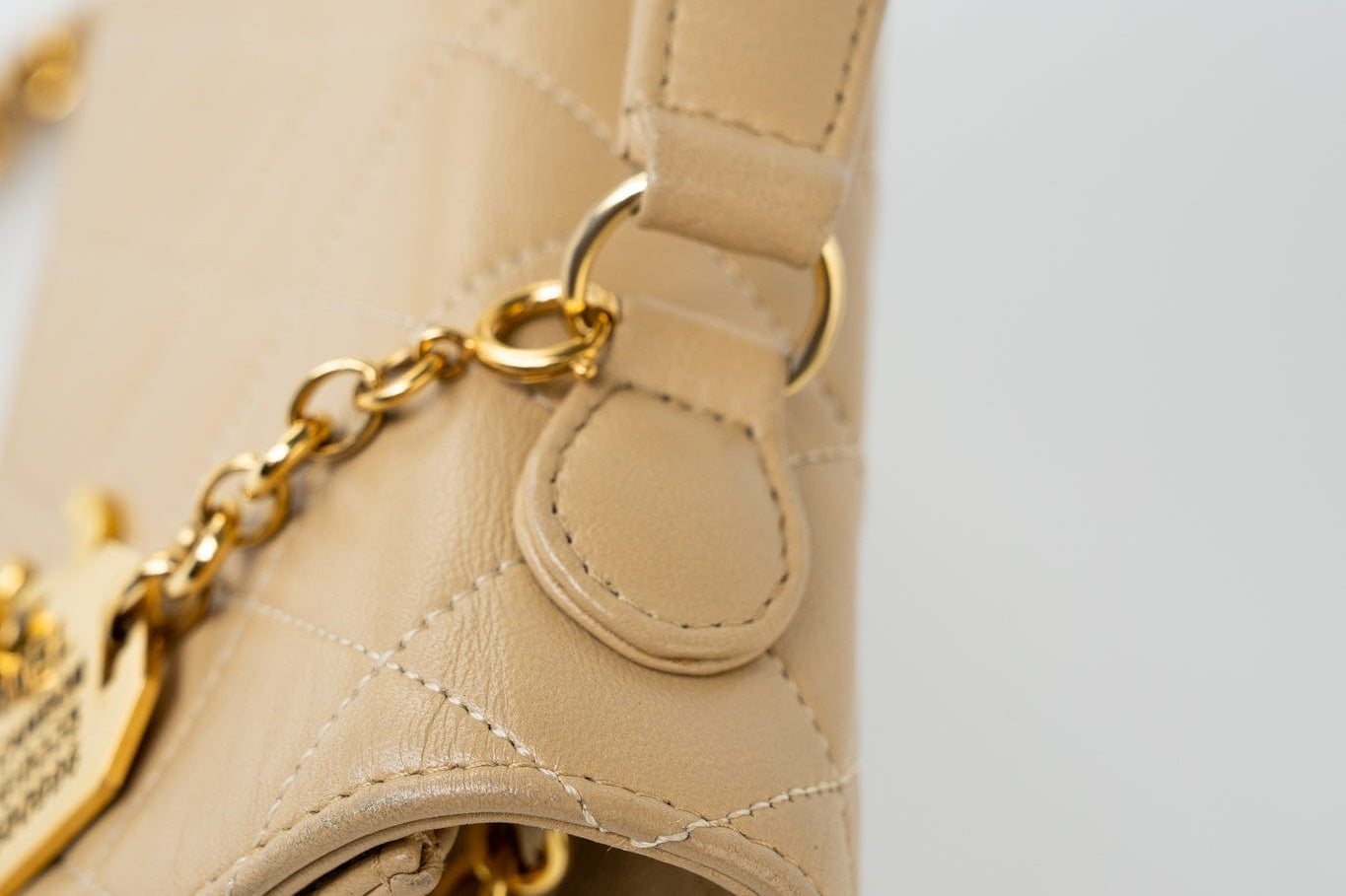 CHANEL Handbag Cream Vintage Beige Double Turnlock Single Flap Briefcase Bag Gold Hardware - Redeluxe