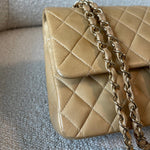 CHANEL Handbag Cream Vintage Beige Lambskin Quilted Classic Flap Medium GHW - Redeluxe