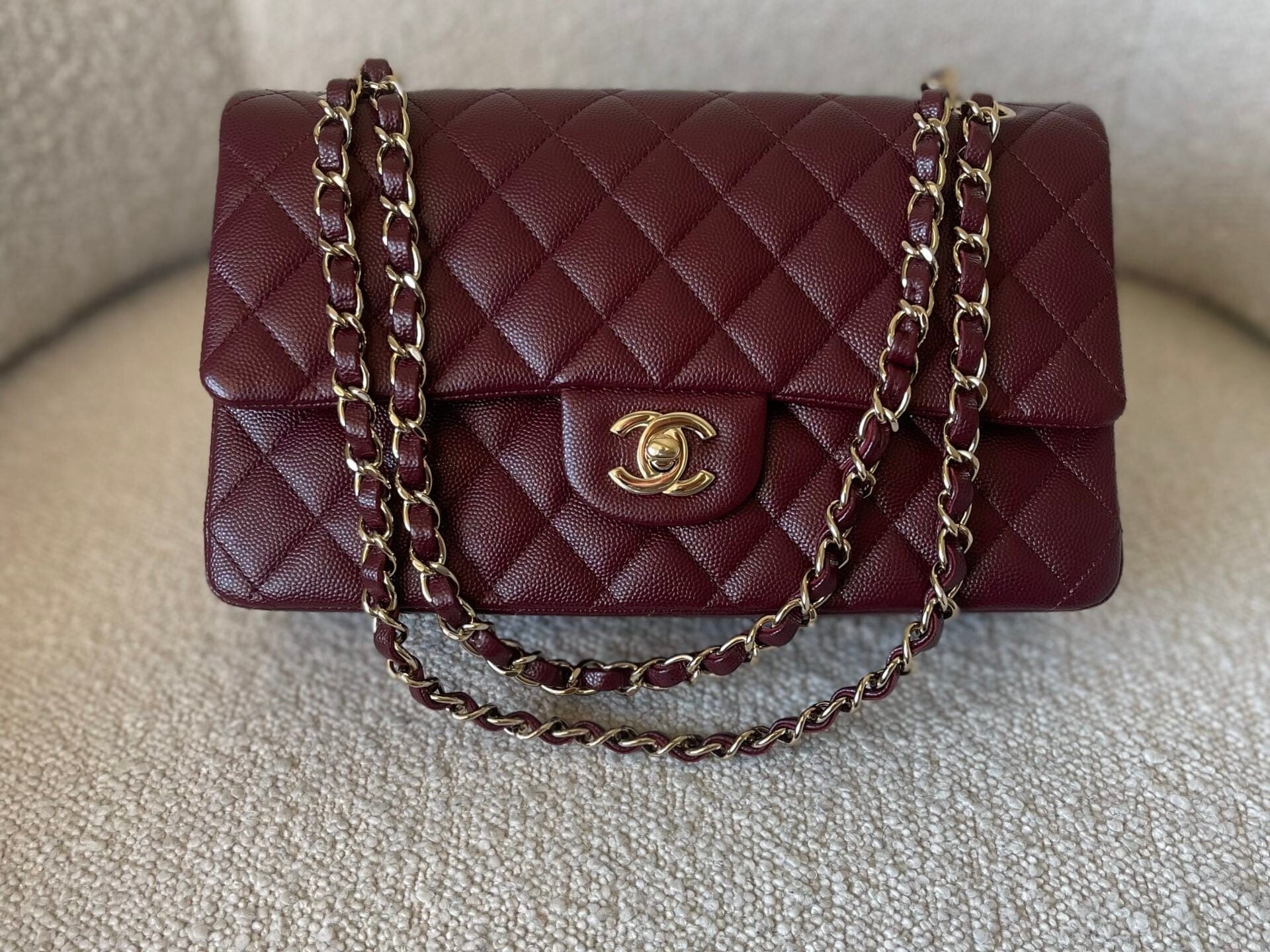 CHANEL Handbag Dark Red/Maroon Caviar Quilted Classic Flap Medium LGHW - Redeluxe