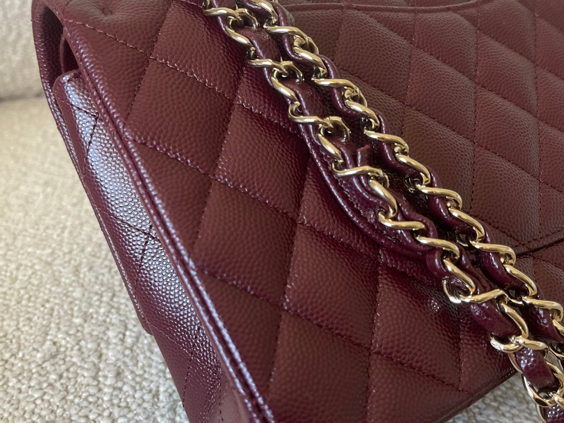 CHANEL Handbag Dark Red/Maroon Caviar Quilted Classic Flap Medium LGHW - Redeluxe
