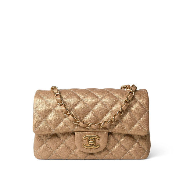 chanel-handbag-gold-15c-gold-
