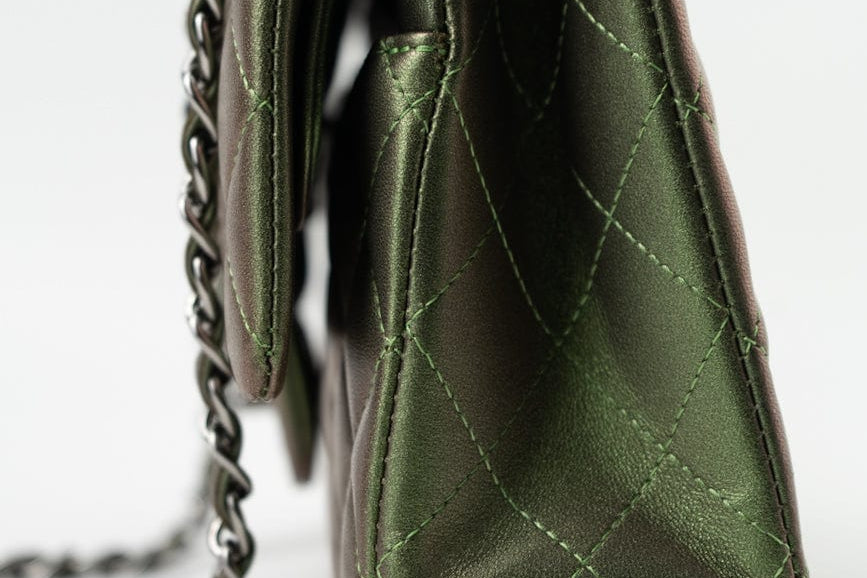 CHANEL Handbag Green 17S Green Iridescent Lambskin Quilted Classic Flap Medium RHW - Redeluxe
