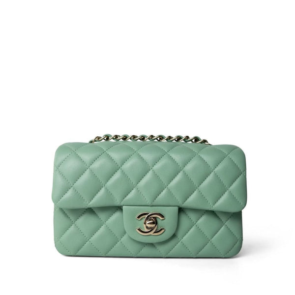 chanel-handbag-green-light-