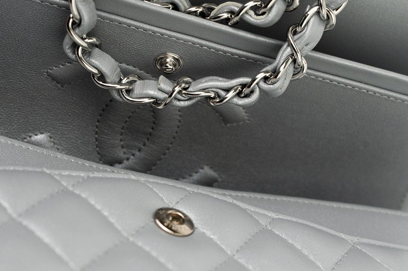 CHANEL Handbag Grey 23P Metallic Silver Lambskin Quilted Classic Flap Medium SHW Edge Stitching - Redeluxe